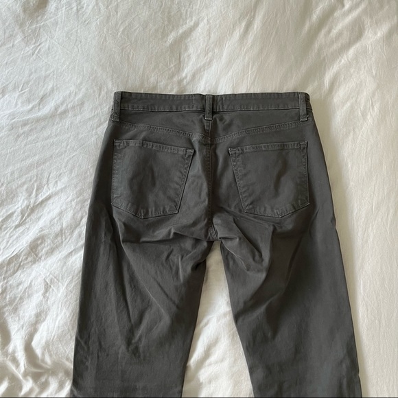 J Brand Kane Slim Jeans in a Size 30 - Picture 7 of 11